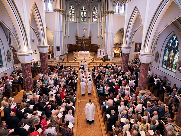 Convention opening worship draws hundreds - The Canadian Lutheran